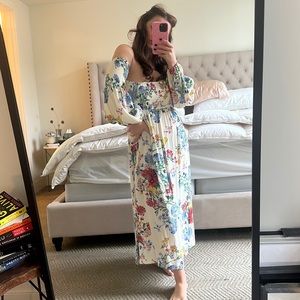 Zara beautiful off the shoulder long sleeved floral dress